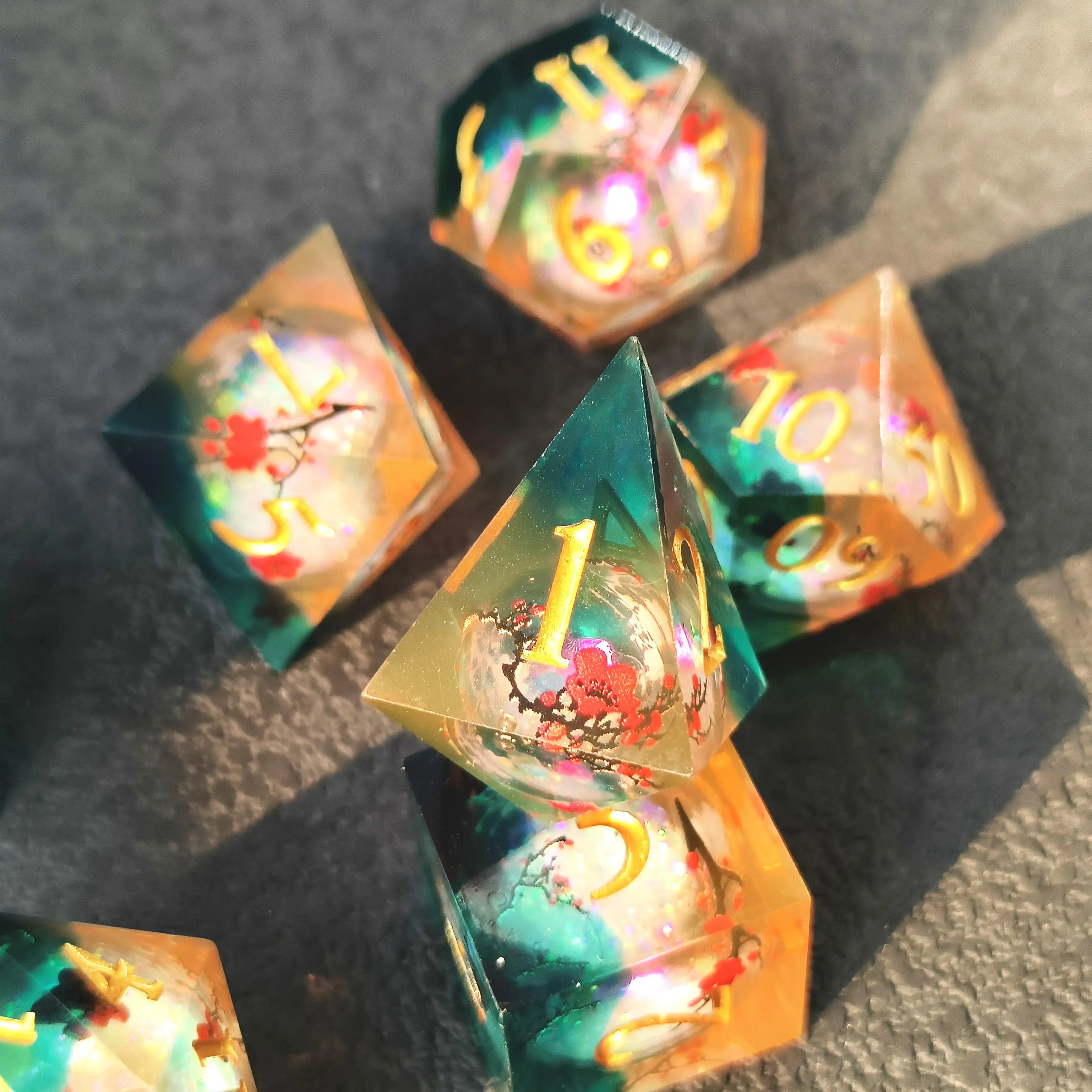 Last Blossom – Clear Sight D&D Dice Set